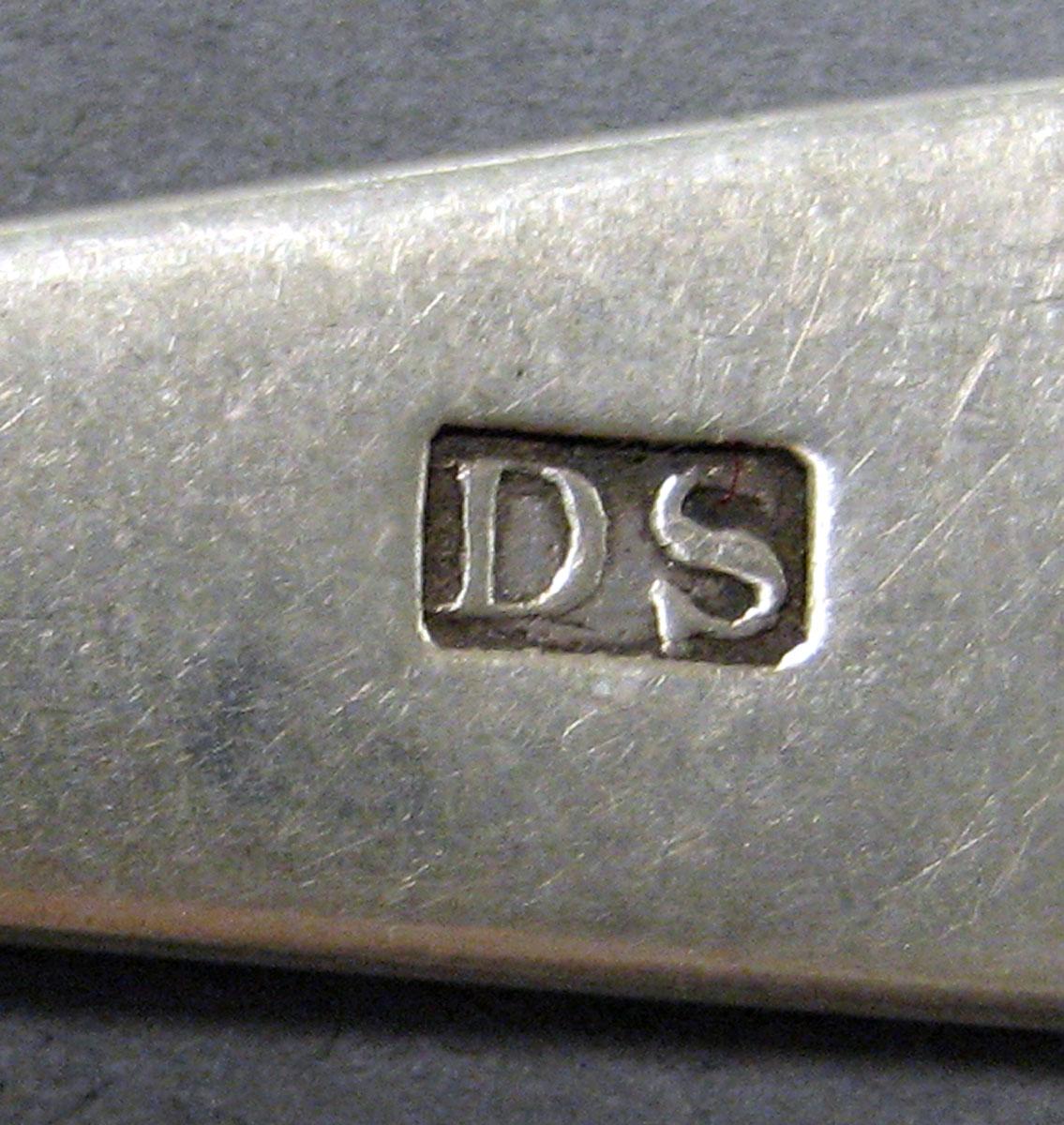 1998.0004.1993.002 Silver Spoon mark
