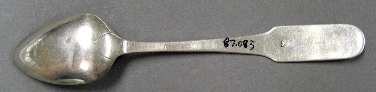 1998.0004.2009.001 Silver Spoon underside