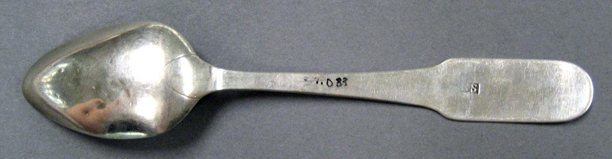 1998.0004.2009.002 Silver Spoon underside