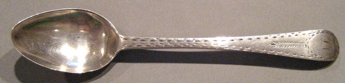 1998.0004.200 Silver Spoon upper surface