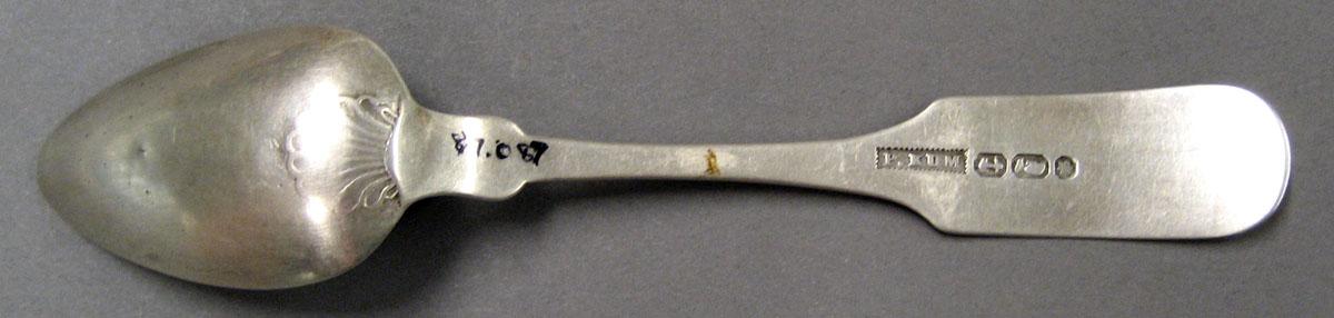 1998.0004.2013 Silver Spoon underside