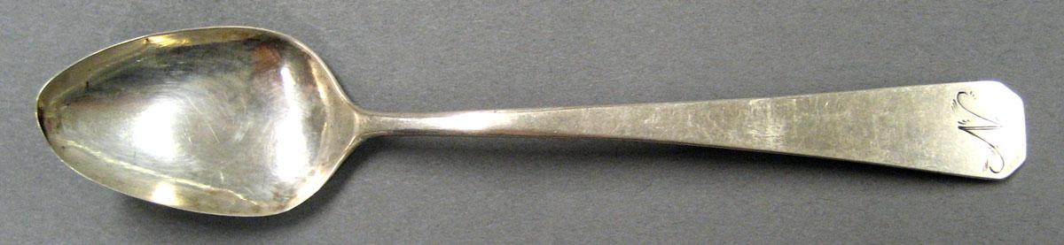 1998.0004.2020.001 Silver Spoon upper surface