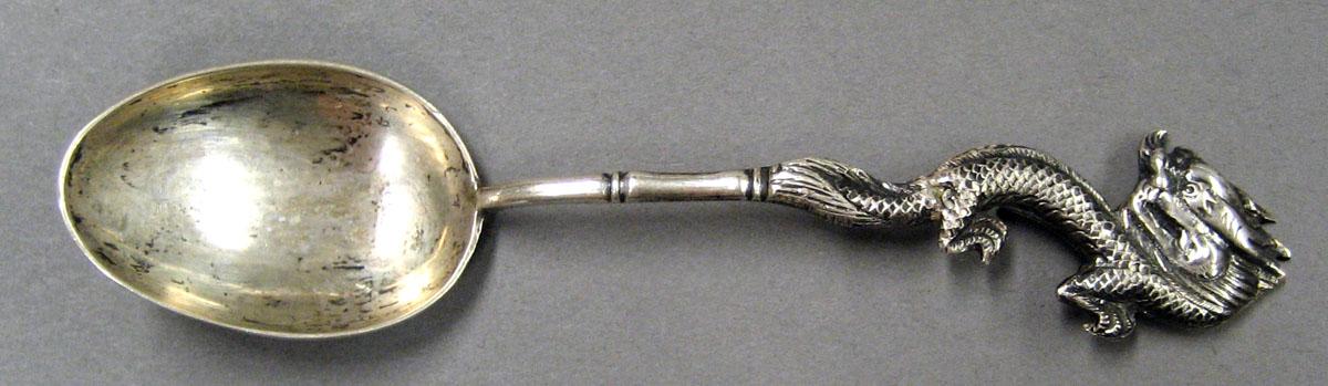 1998.0004.2029 Silver Spoon upper surface