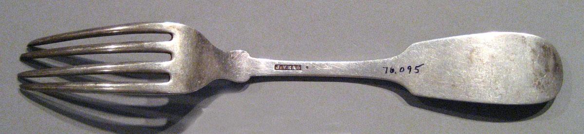 1998.0004.202 Silver Fork underside
