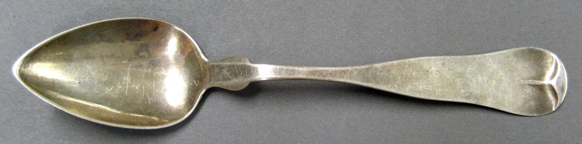 1998.0004.2030.001 Silver Spoon upper surface