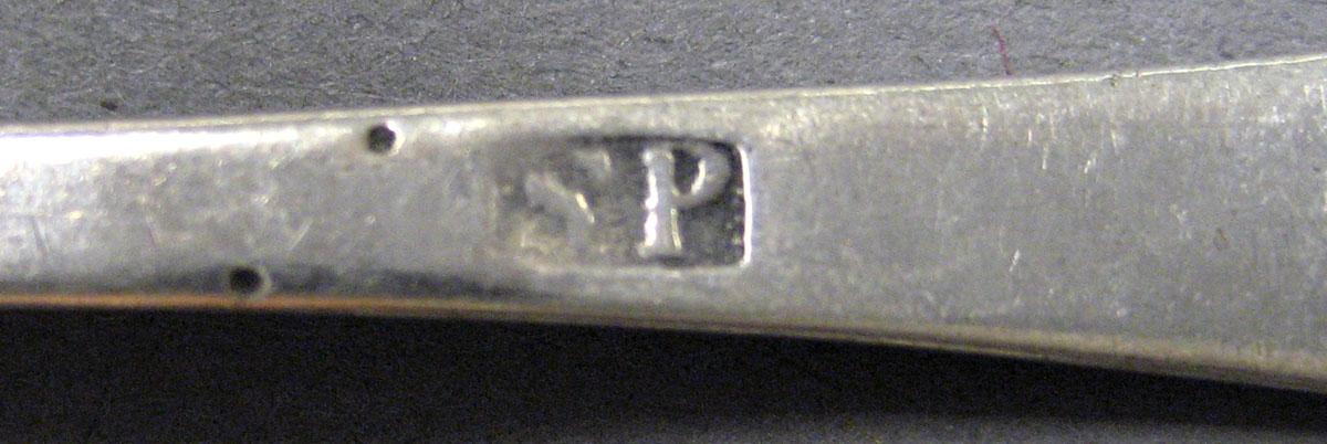 1998.0004.2043 Silver Spoon mark