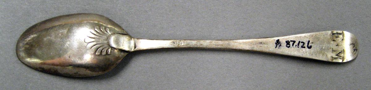 1998.0004.2049 Silver Spoon underside