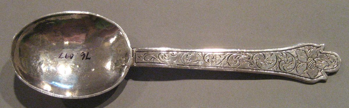 1998.0004.204 Silver Spoon upper surface