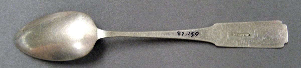 1998.0004.2053 Silver Spoon underside