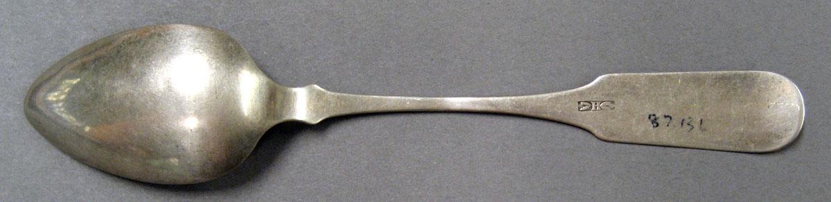 1998.0004.2057 Silver Spoon underside