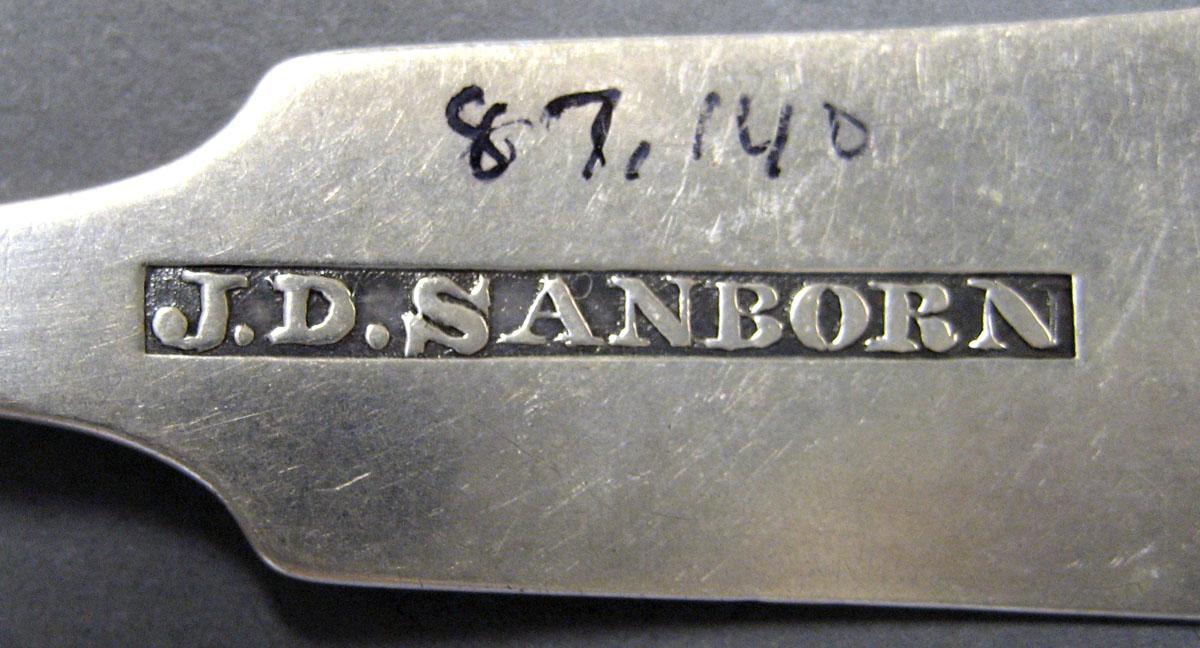 1998.0004.2062.002 Silver Spoon mark