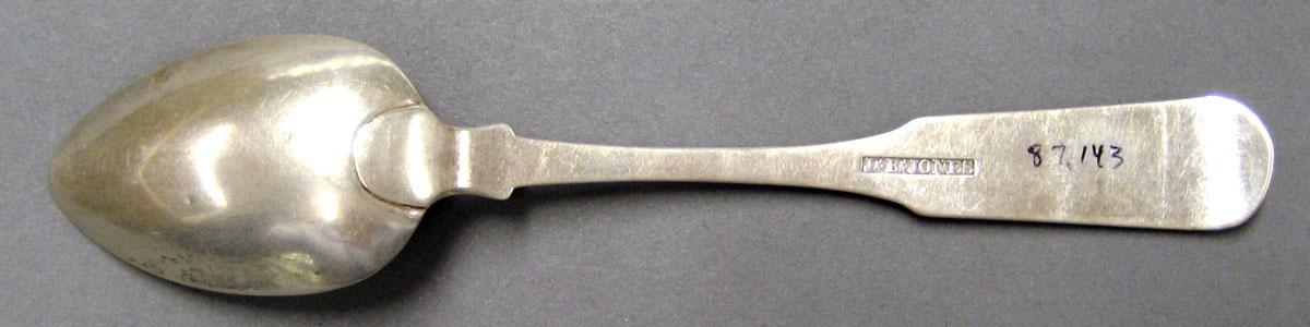 1998.0004.065.002 Silver Spoon underside