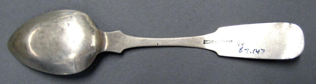 1998.0004.2069 Silver Spoon underside