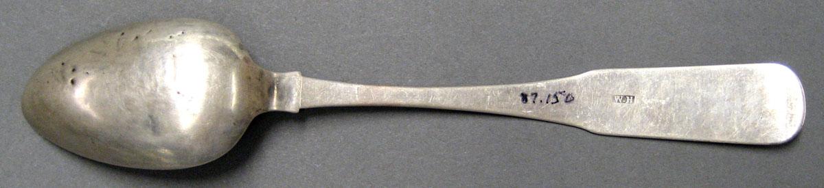 1998.0004.2072.001 Silver Spoon underside