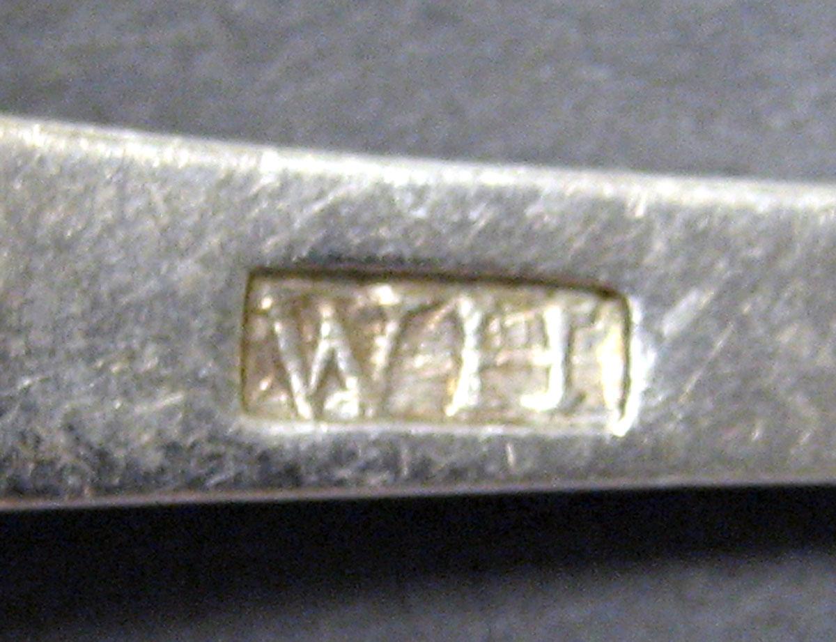 1998.0004.2073.001 Silver Spoon mark