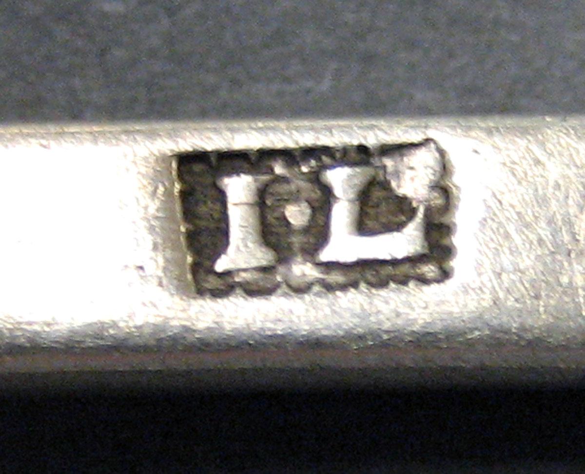 1998.0004.2075 Silver Spoon mark