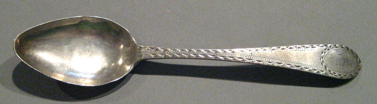 1998.0004.207 Silver Spoon upper surface