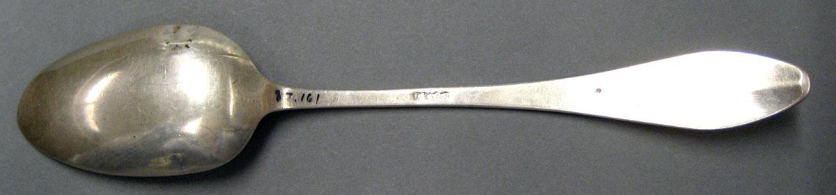 1998.0004.2083 Silver Spoon underside