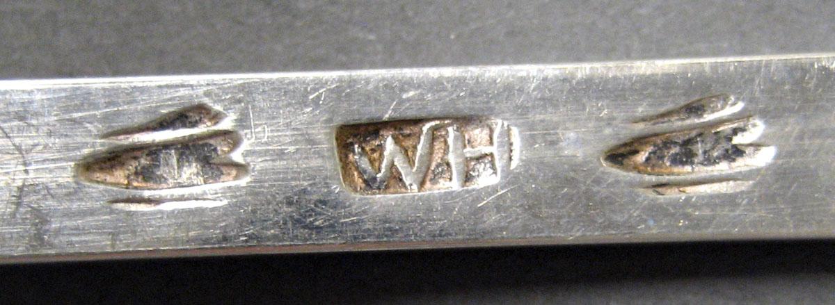 1998.0004.2084 Silver Spoon mark 1