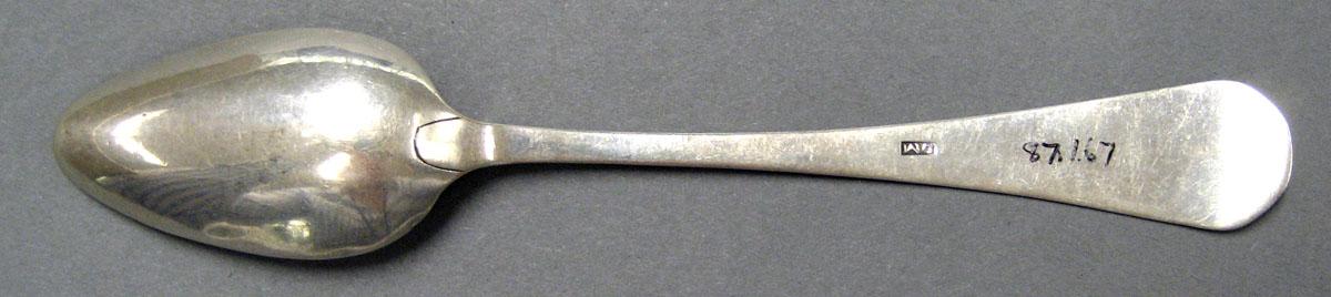 1998.0004.2089 Silver Spoon underside