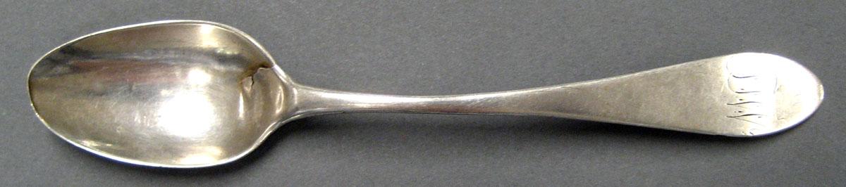 1998.0004.2090 Silver Spoon upper surface