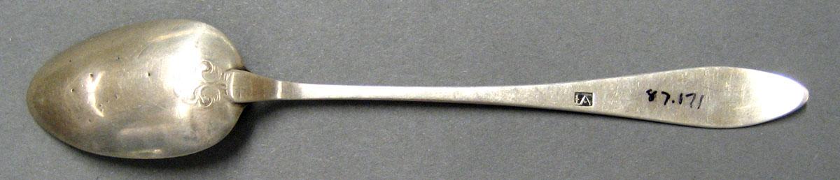 1998.0004.2093 Silver Spoon underside