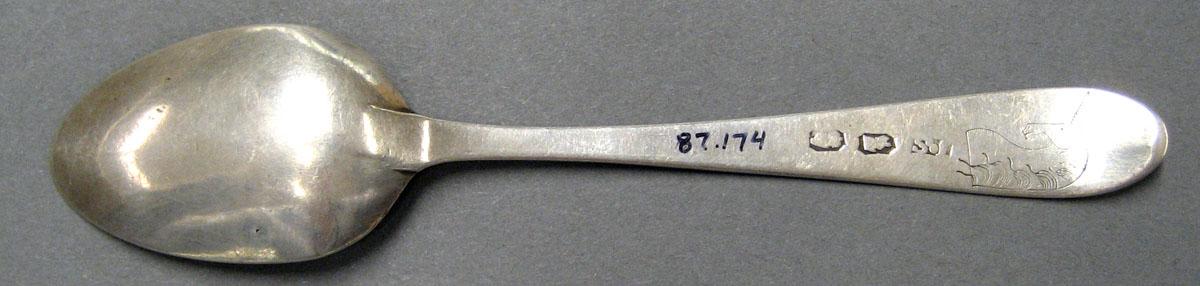 1998.0004.2096 Silver Spoon underside