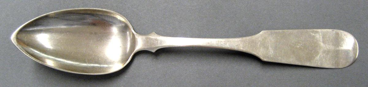 1998.0004.2098.002 Silver Spoon upper surface