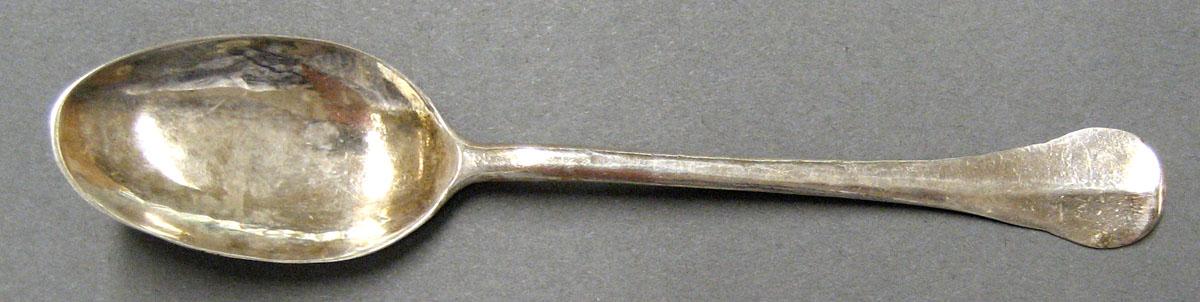 1998.0004.2099 Silver Spoon upper surface