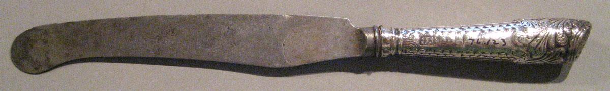 1998.0004.224.001 Silver Knife side 2