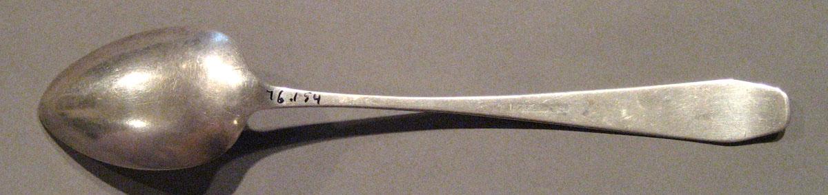 1998.0004.250.001 Silver Spoon underside