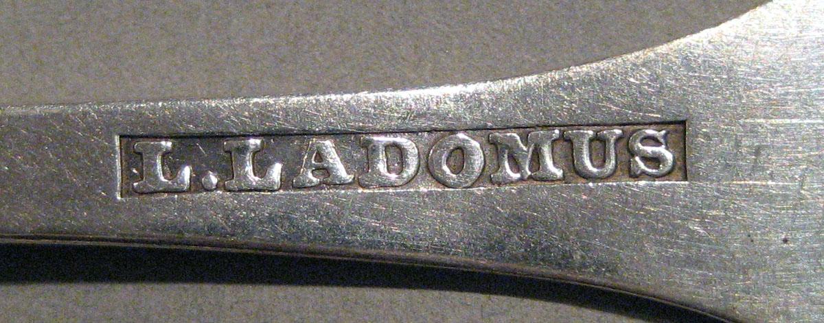 1998.0004.294 Silver Spoon mark