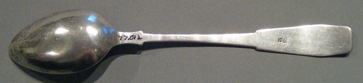 1998.0004.295.001 Silver Spoon underside