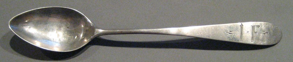 1998.0004.297 Silver Spoon upper surface