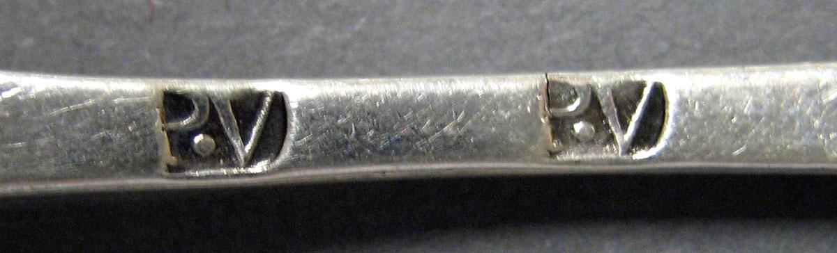 1998.0004.3003 Silver Spoon mark