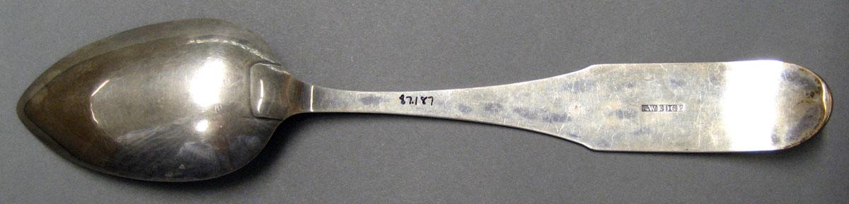 1998.0004.3009 Silver Spoon underside