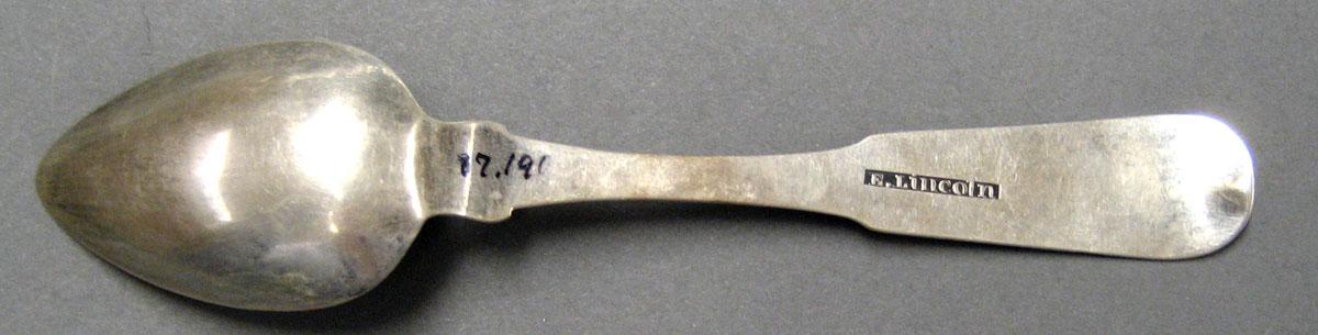 1998.0004.3012.001 Silver Spoon underside