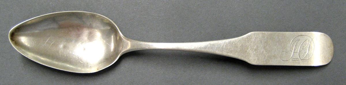 1998.0004.3014.001 Silver Spoon upper surface
