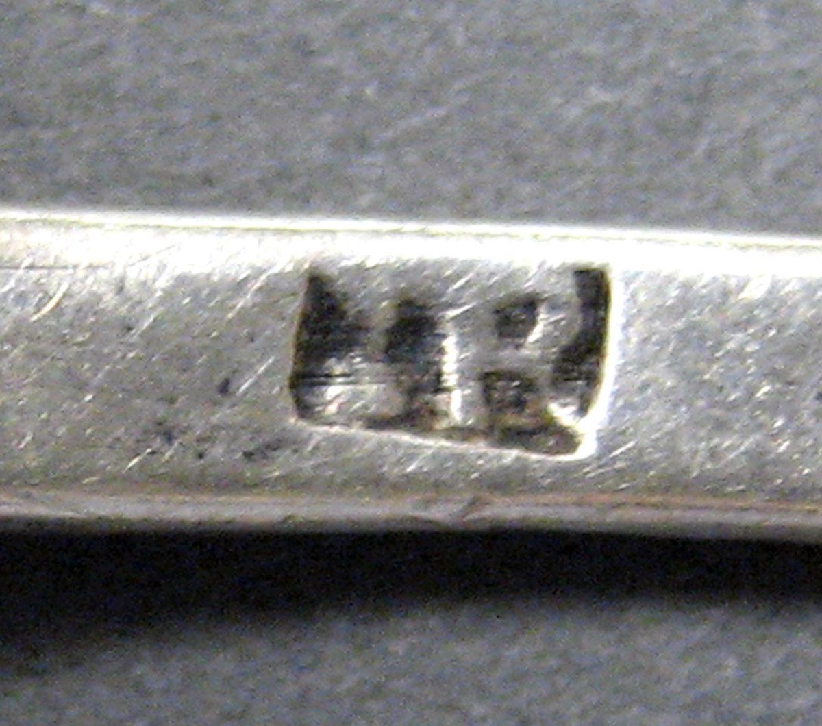 1998.0004.3015 Silver Spoon mark