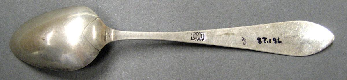 1998.0004.3018 Silver Spoon underside
