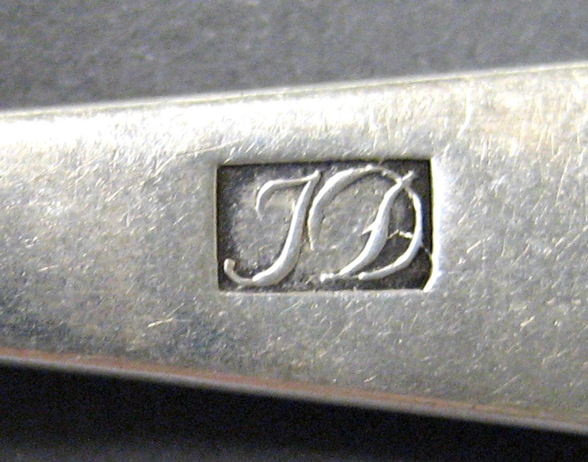 1998.0004.3021.002 Silver Spoon mark