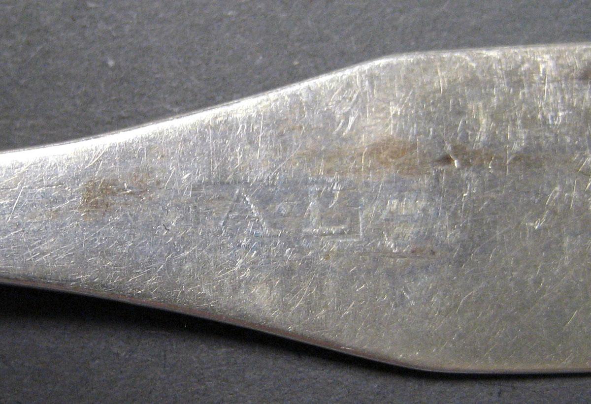 1998.0004.3022.001 Silver Spoon mark