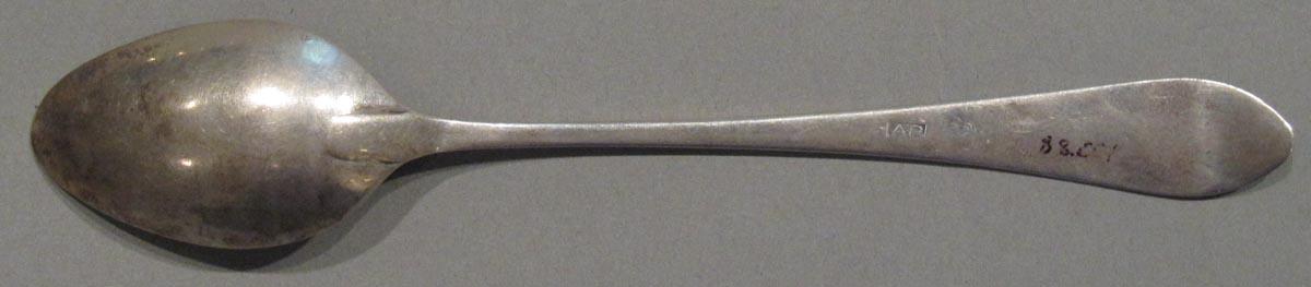 1998.0004.3028 spoon underside