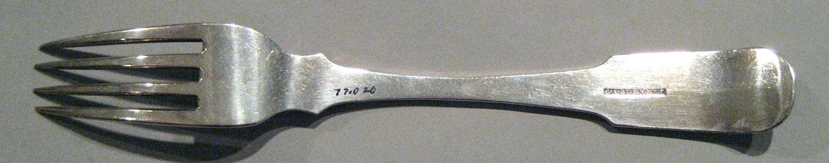 1998.0004.302 Silver Fork underside