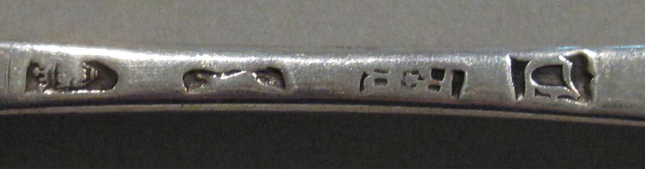 1998.0004.3032 spoon marks