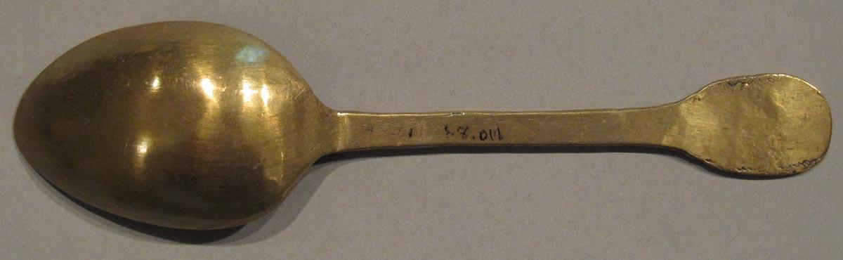 1998.0004.3037.002 spoon underside