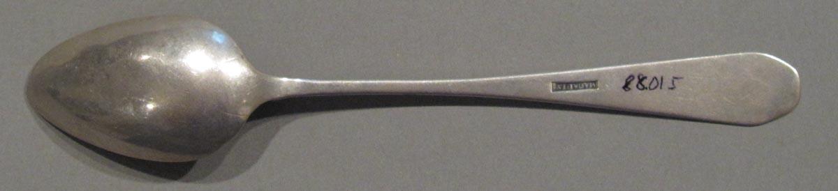 1998.0004.3041 spoon underside