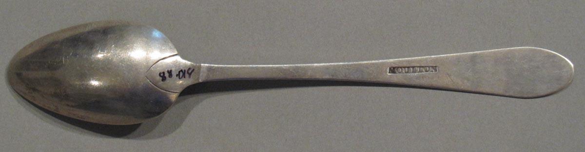 1998.0004.3044 spoon underside