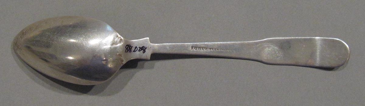 1998.0004.3054.002 spoon underside