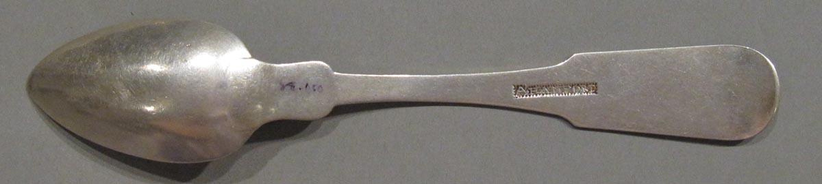 1998.0004.3056.001 spoon underside